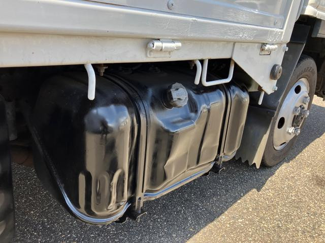 いすゞ エルフ 小型 平ボディ PB-NKS81A(91042) 9枚目