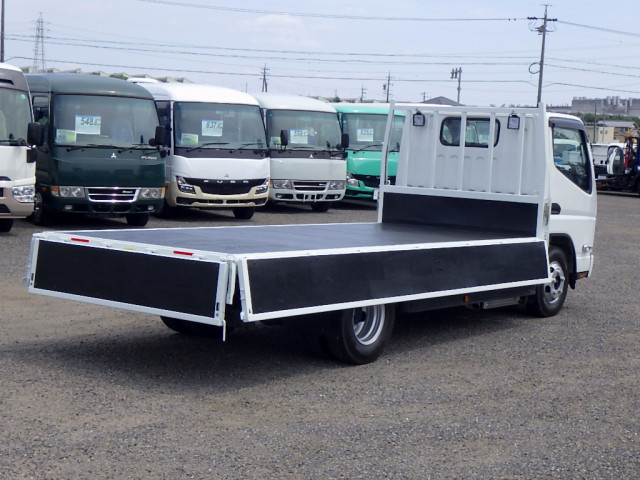 UDトラックス（日産） カゼット 小型 平ボディ 2RG-FGA2Y(110062) 30枚目