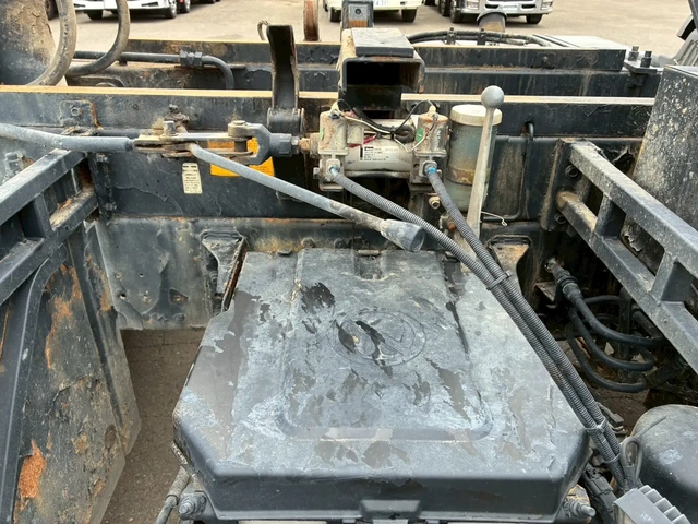 日野 プロフィア 小型 土砂ダンプ QKG-FS1EKDA(91102) 18枚目