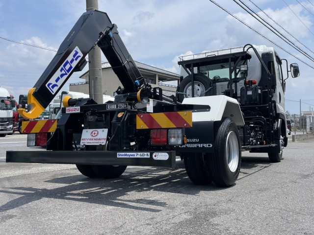 いすゞ フォワード 小型 コンテナ専用車 2RG-FRR90S4(91143) 6枚目