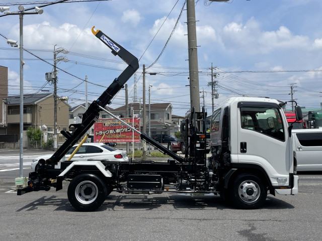 いすゞ フォワード 小型 コンテナ専用車 2RG-FRR90S4(91143) 7枚目