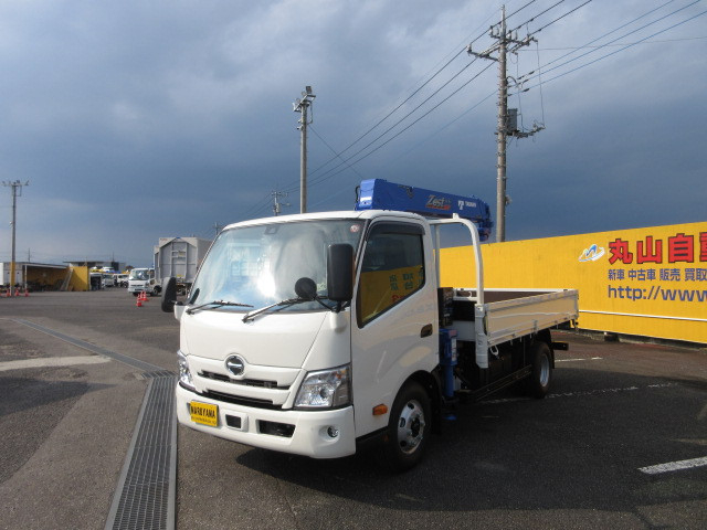 日野 デュトロ 小型 クレーン付き 2KG-XZU710M(91156) 1枚目