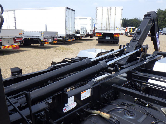 三菱ふそう ファイター 中型 コンテナ専用車 2KG-FK72F(91159) 9枚目