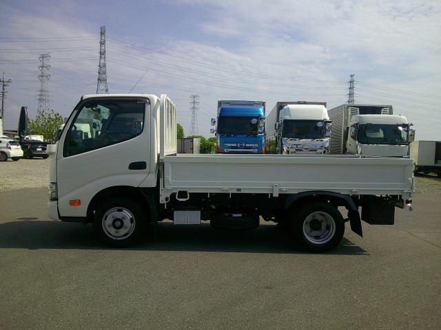 日野 デュトロ 小型 平ボディ 2RG-XZC605M(91164) 8枚目