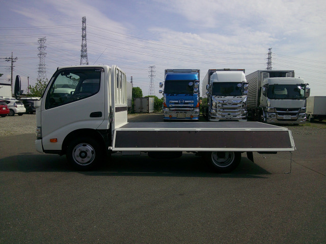 日野 デュトロ 小型 平ボディ 2RG-XZC605M(91164) 10枚目