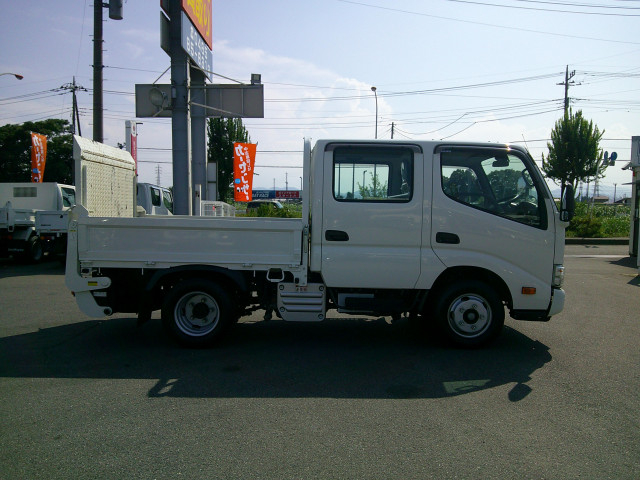 日野 デュトロ 小型 Wキャブ 2RG-XZU605M(91166) 4枚目