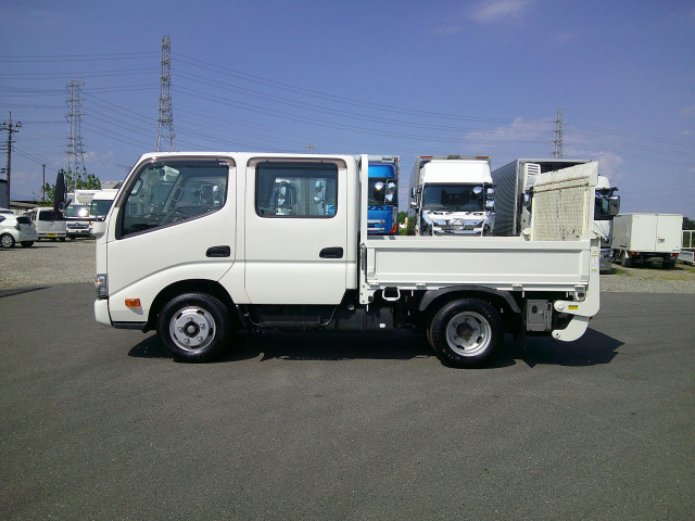 日野 デュトロ 小型 Wキャブ 2RG-XZU605M(91166) 8枚目