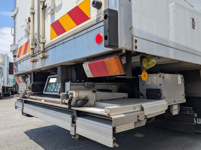 Hino dutro Small Freezer box_body TKG-XZU720M(110822) 7枚目