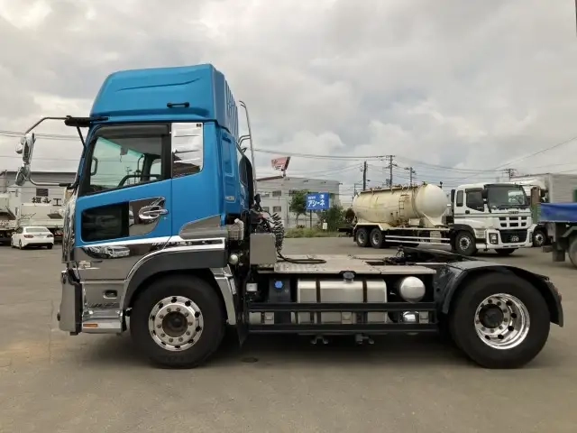 日産自動車 クオン 小型 トラクタ（シングル） 2PG-GK5AAD(91200) 8枚目