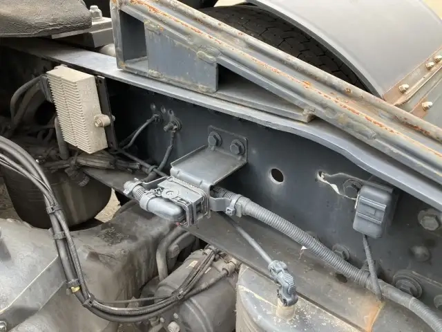 日産自動車 クオン 小型 トラクタ（シングル） 2PG-GK5AAD(91200) 16枚目
