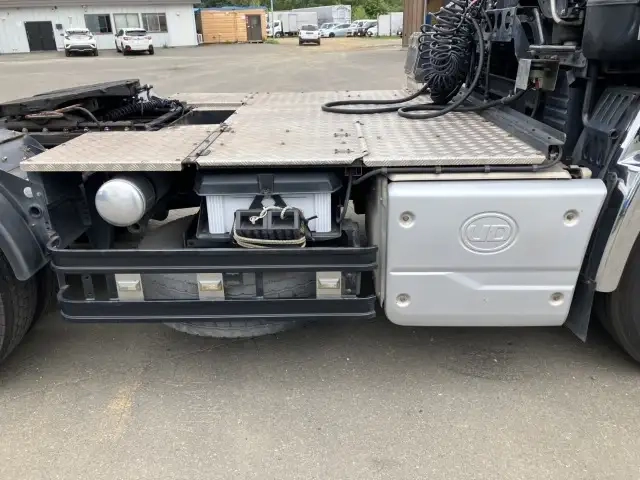 日産自動車 クオン 小型 トラクタ（シングル） 2PG-GK5AAD(91200) 26枚目