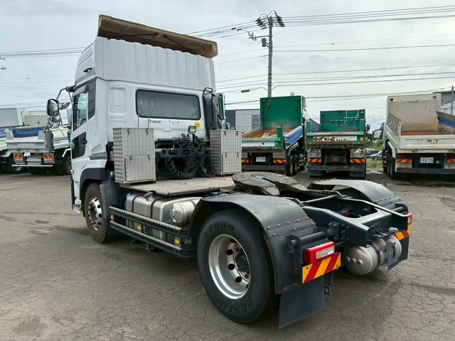 日産自動車 クオン 小型 トラクタ（シングル） 2PG-GK5AAD(91237) 7枚目