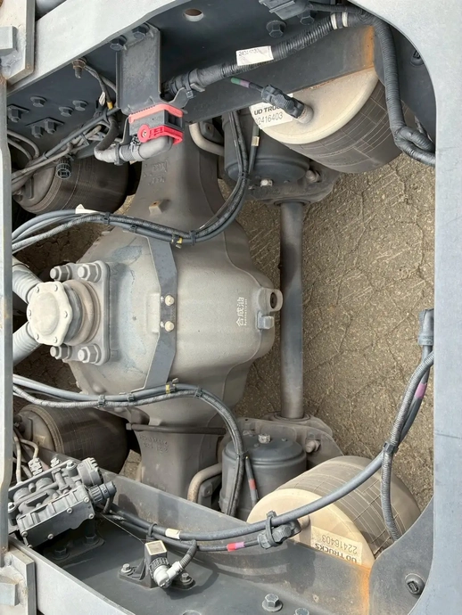 日産自動車 クオン 小型 トラクタ（シングル） 2PG-GK5AAD(91237) 28枚目