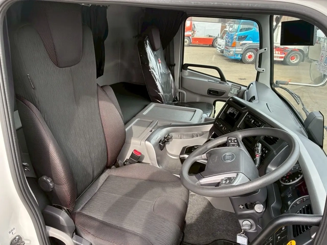 日産自動車 クオン 小型 トラクタ（シングル） 2PG-GK5AAD(91237) 39枚目