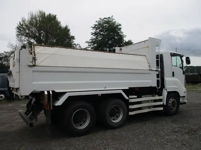 いすゞ ギガ 小型 土砂ダンプ QPG-CXZ77BT(91255) 5枚目