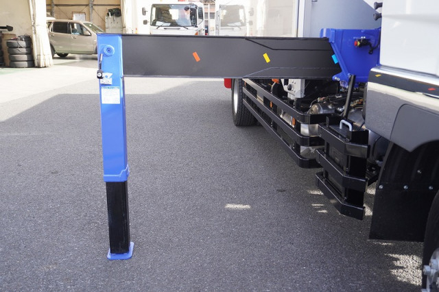 三菱ふそう ファイター 増トン クレーン付き 2KG-FK62FZ(91317) 27枚目