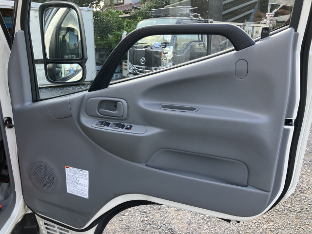 日野 デュトロ 小型 アルミバン 2RG-XZC605M(91318) 26枚目