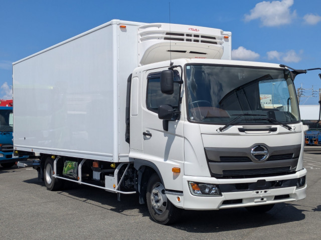 日野 レンジャー 中型 冷凍冷蔵バン 2KG-FD2ABG(91322) 3枚目