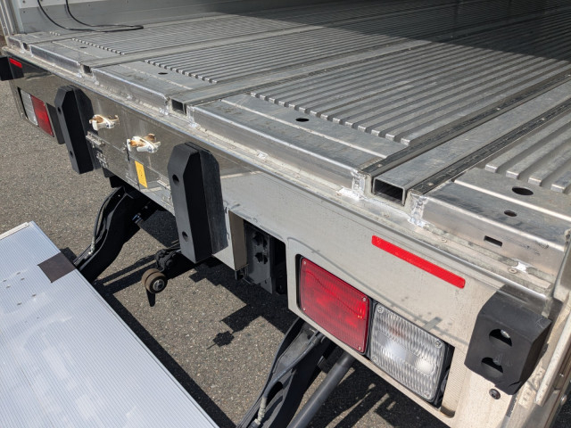 日野 レンジャー 中型 冷凍冷蔵バン 2KG-FD2ABG(91322) 12枚目