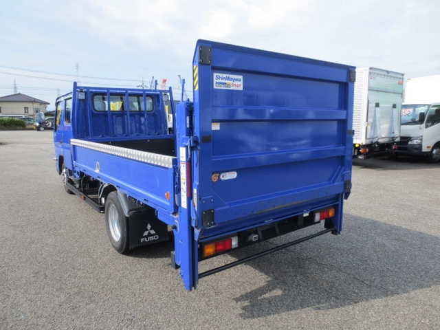 三菱ふそう キャンター 小型 Wキャブ 2RG-FEA20(91329) 5枚目