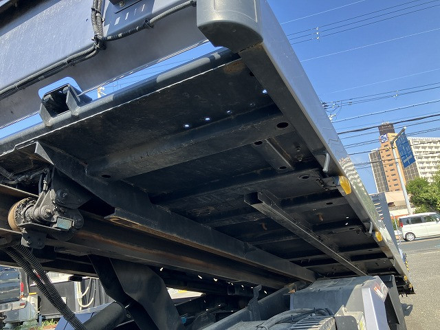 いすゞ エルフ 小型 車載専用車 2RG-NPR88AN(91344) 31枚目
