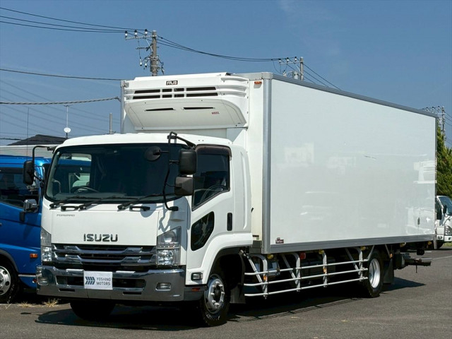 いすゞ フォワード 増トン 冷凍冷蔵バン 2PG-FTR90V2(91349) 1枚目