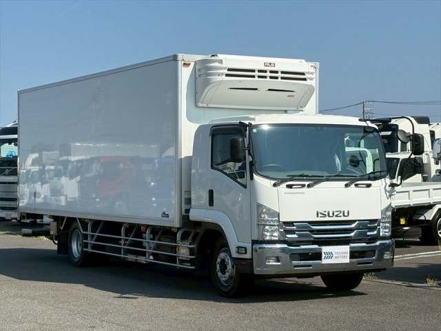 いすゞ フォワード 増トン 冷凍冷蔵バン 2PG-FTR90V2(91349) 2枚目