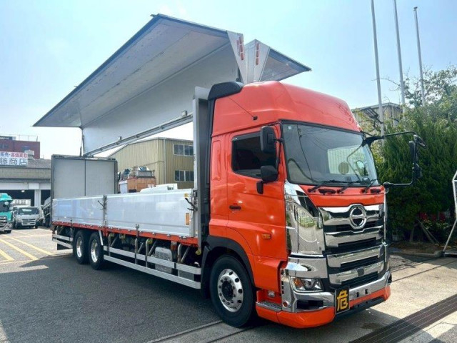 日野 プロフィア 大型 アルミウィング 2DG-FR1AHJ(91358) 6枚目