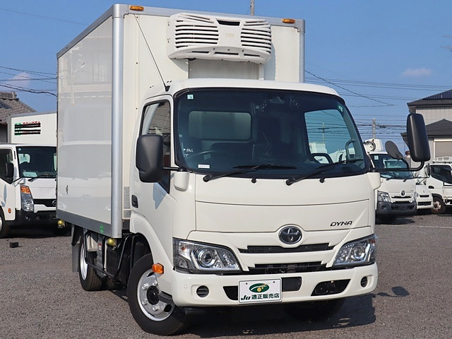 トヨタ ダイナ 小型 冷凍冷蔵バン 2RG-XZC605(91365) 4枚目