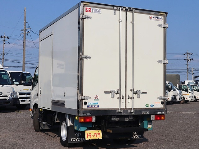 トヨタ ダイナ 小型 冷凍冷蔵バン 2RG-XZC605(91365) 7枚目