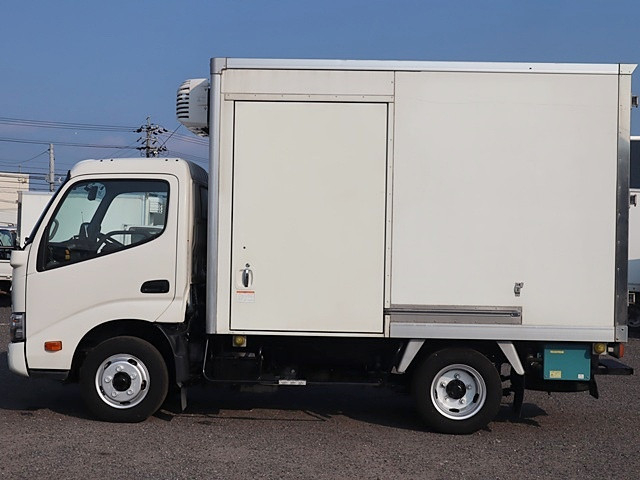 トヨタ ダイナ 小型 冷凍冷蔵バン 2RG-XZC605(91365) 9枚目