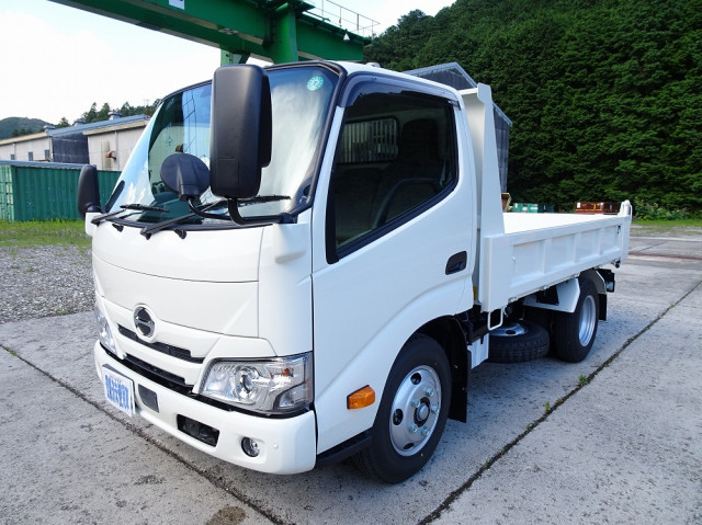 日野 デュトロ 小型 土砂ダンプ 2KG-XZU600T(91369) 1枚目