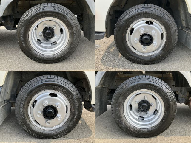 日野 デュトロ 小型 Wキャブ 2RG-XZU605M(91370) 25枚目
