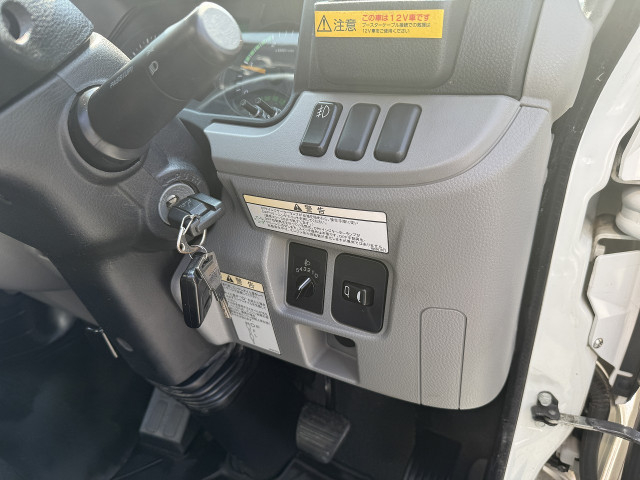 三菱ふそう キャンター 小型 アルミバン 2PG-FEAV0(91371) 38枚目