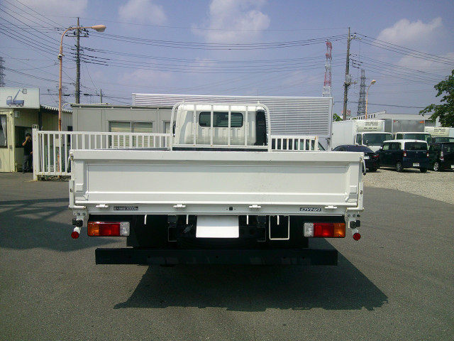 トヨタ ダイナ 小型 平ボディ 2RG-XZU722(91376) 6枚目