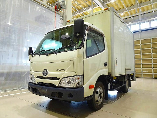 トヨタ ダイナ 小型 アルミバン 2RG-XZU605(91378) 1枚目