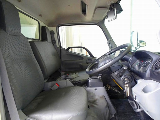 トヨタ ダイナ 小型 アルミバン 2RG-XZU605(91378) 6枚目