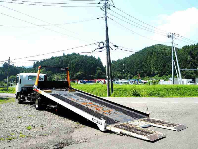 いすゞ エルフ 小型 車載専用車 TRG-NPR85AN(91403) 3枚目