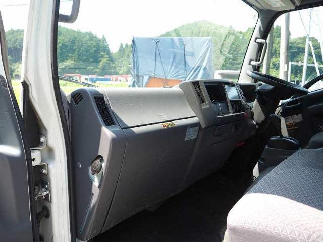 いすゞ エルフ 小型 車載専用車 TRG-NPR85AN(91403) 39枚目