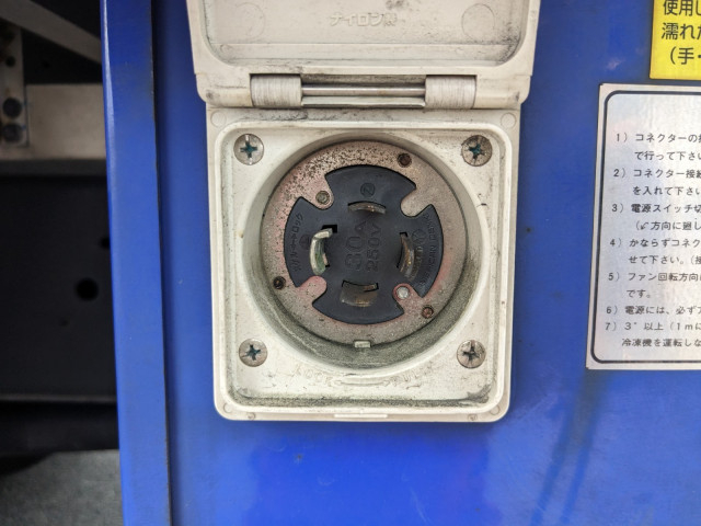 いすゞ ギガ 大型 冷凍冷蔵バン 2KG-CYL77C(91410) 32枚目