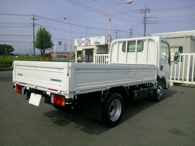 マツダ タイタン 小型 平ボディ 3DF-LHR87AF(91421) 5枚目