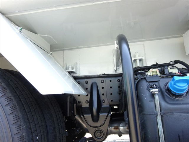 三菱ふそう キャンター 小型 塵芥車（プレス式） 2RG-FEAV0(91424) 7枚目
