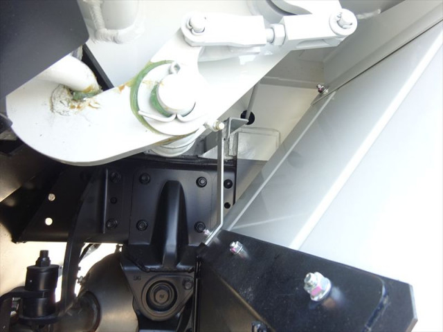 三菱ふそう キャンター 小型 塵芥車（プレス式） 2RG-FEAV0(91424) 8枚目