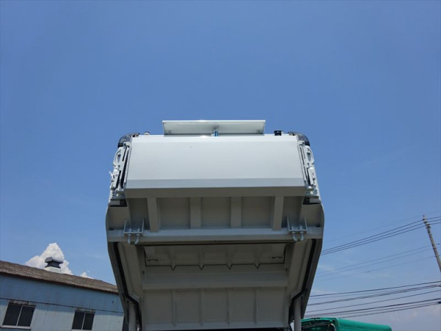 三菱ふそう キャンター 小型 塵芥車（プレス式） 2RG-FEAV0(91424) 16枚目