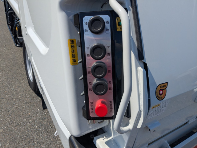 三菱ふそう キャンター 小型 塵芥車（プレス式） 2RG-FEAV0(91433) 28枚目