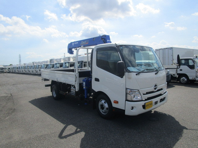 日野 デュトロ 小型 クレーン付き 2KG-XZU710M(91435) 3枚目