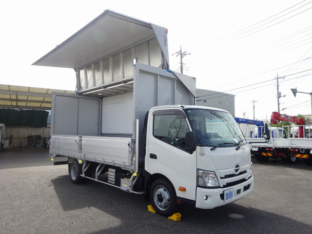 日野 デュトロ 小型 アルミウィング 2KG-XZU722M(91437) 5枚目