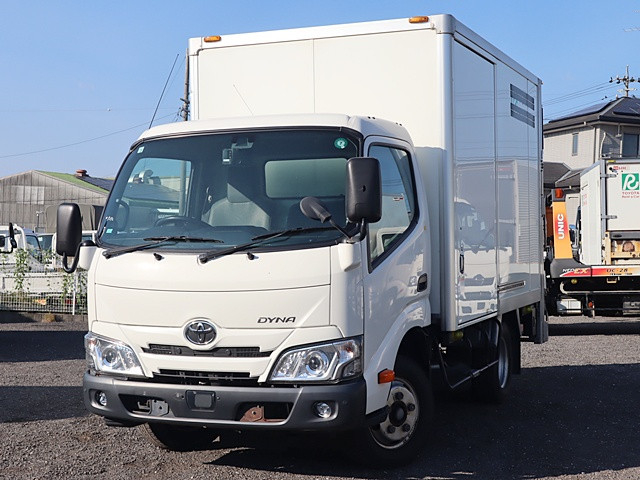 トヨタ ダイナ 小型 アルミバン 2RG-XZU605(91468) 1枚目