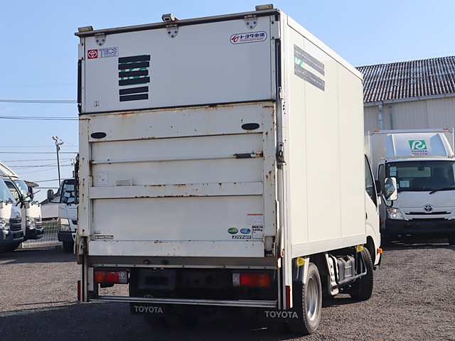 トヨタ ダイナ 小型 アルミバン 2RG-XZU605(91468) 3枚目