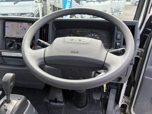 いすゞ エルフ 小型 平ボディ 2RG-NKR88A(91473) 38枚目